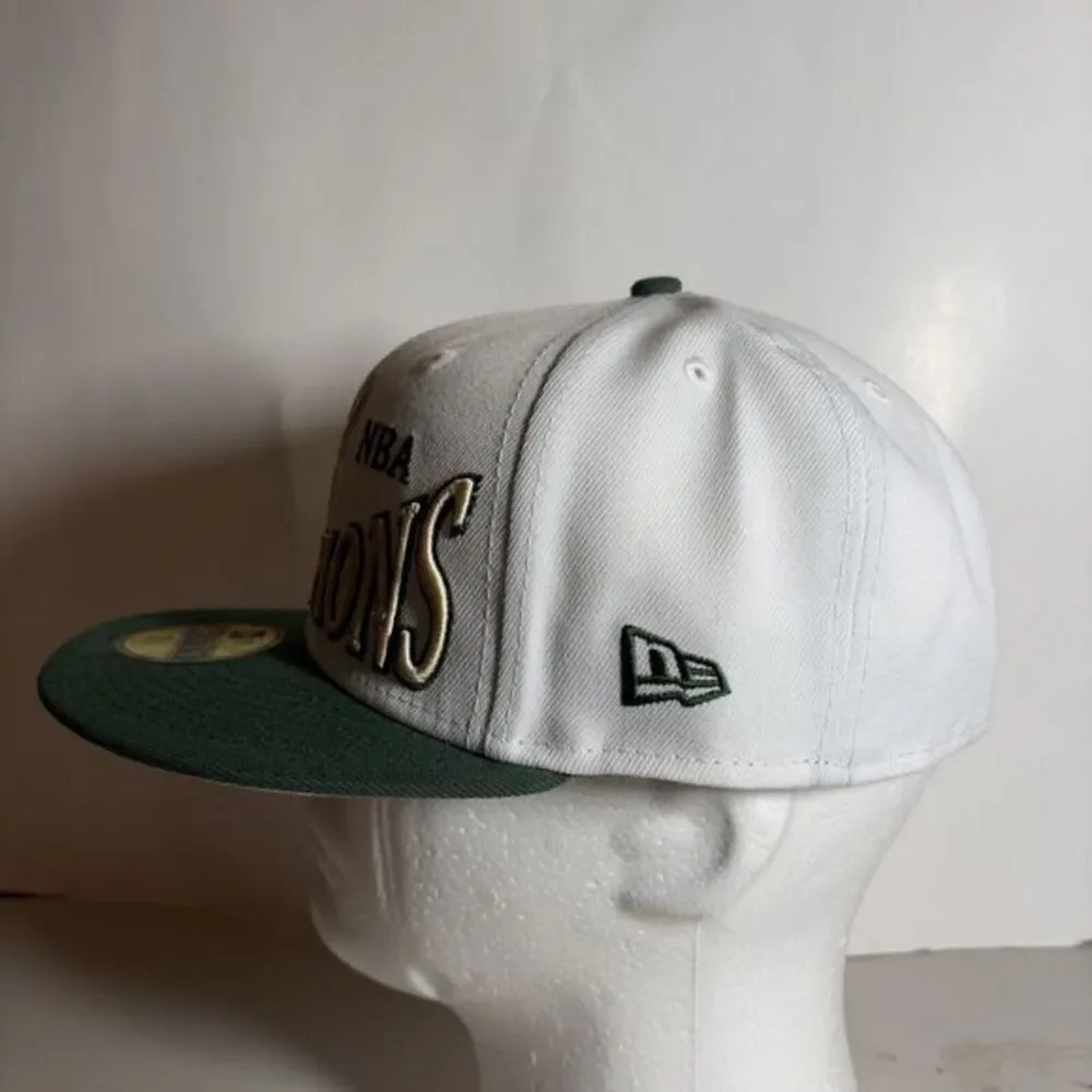 New‎ Era 59FIFTY Milwaukee Bucks 2021 NBA Champions Fitted Hat NEW 7 3/8